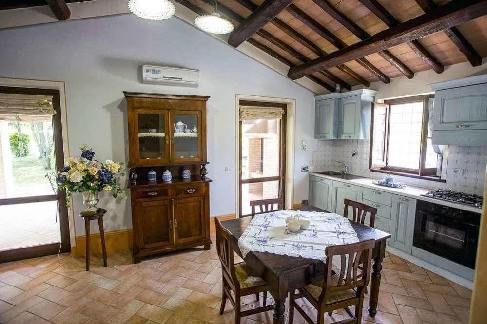 Agriturismo I Granai Crocemaroggia Экстерьер фото