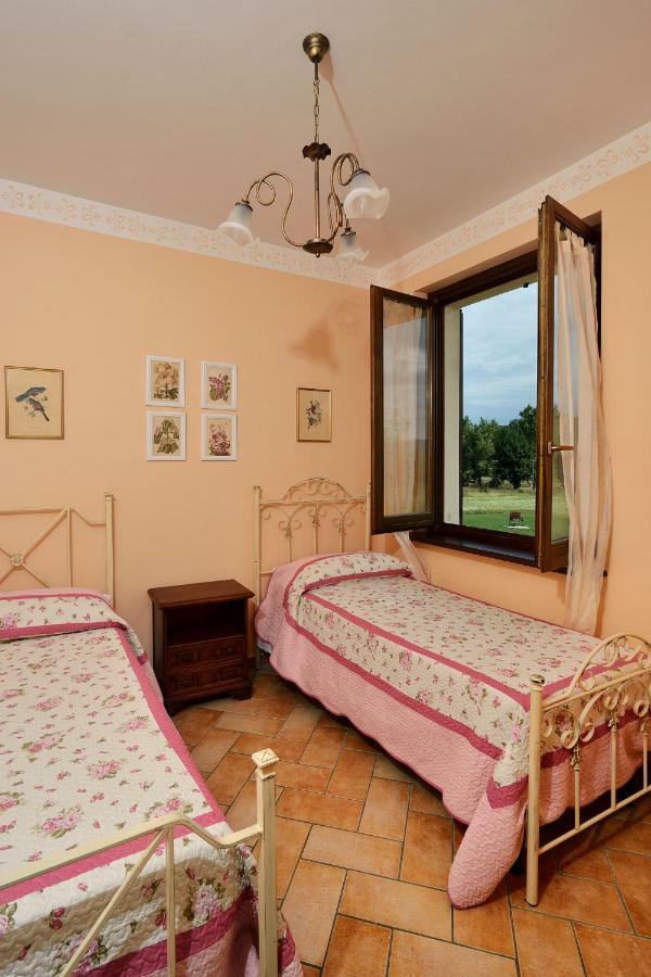 Agriturismo I Granai Crocemaroggia Экстерьер фото